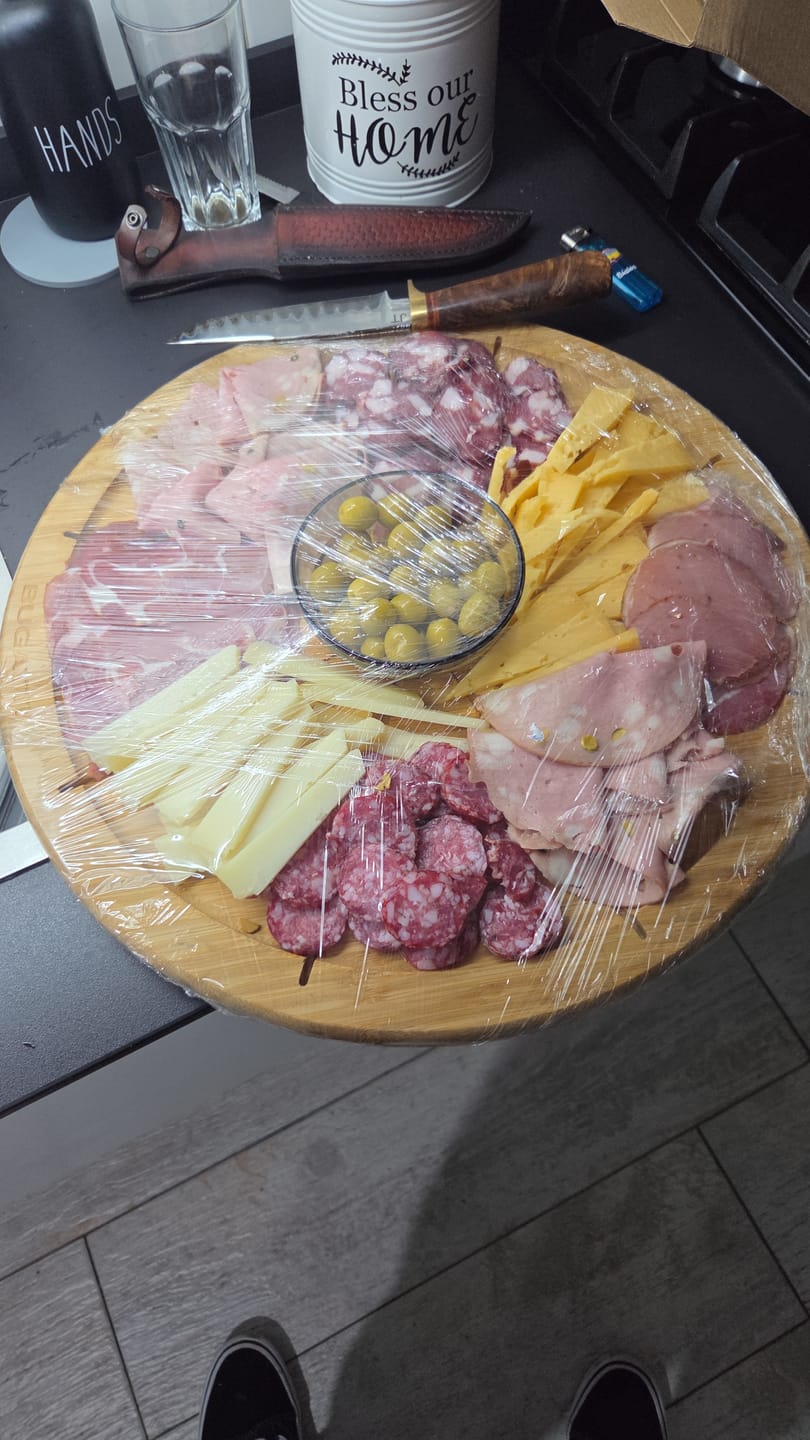 Customer photo review of Combo Charcutería XL