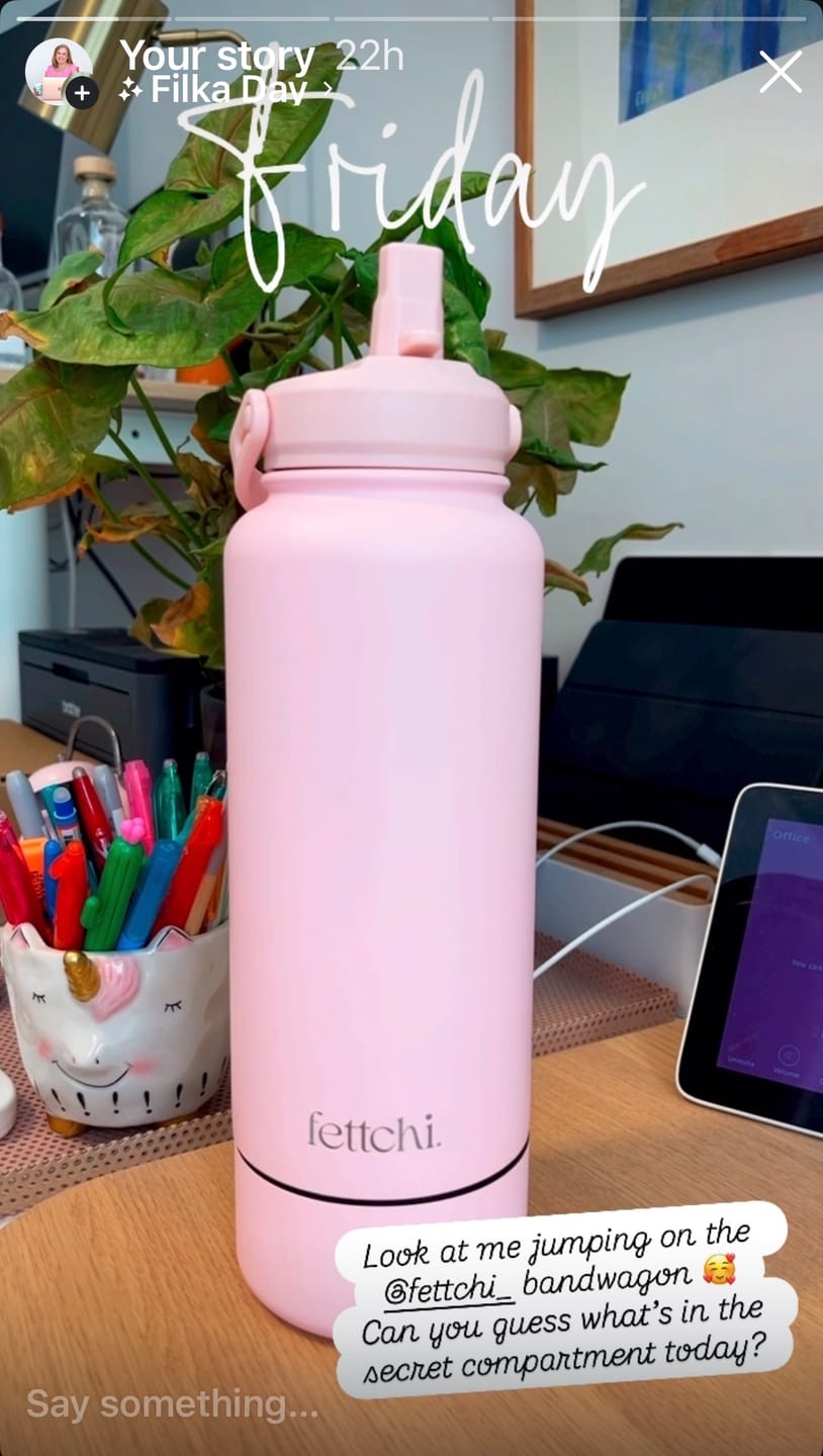 Customer photo review of The Fettchi Bottle Blush (pre-order)