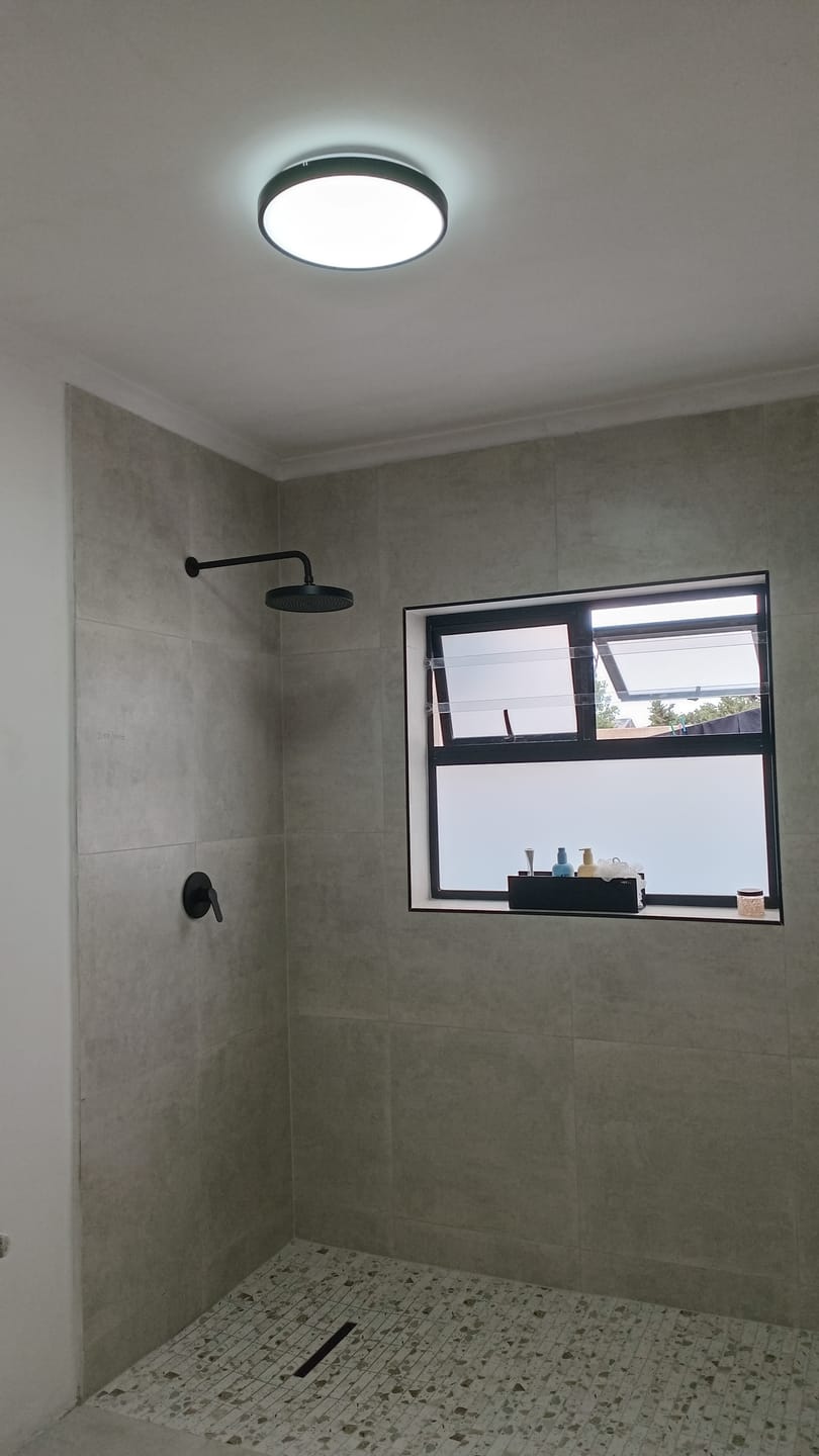 Customer photo review of Nelia Premium LED Ceiling Light- 3CCT 24W Black | White