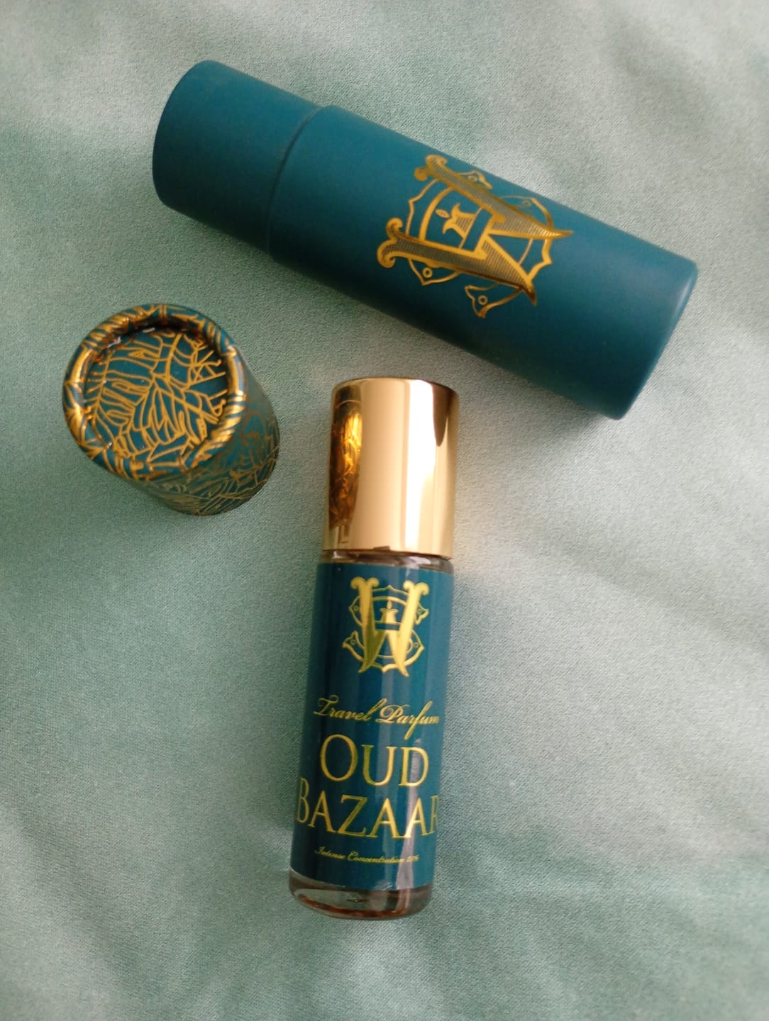 Customer photo review of Oud Bazaar