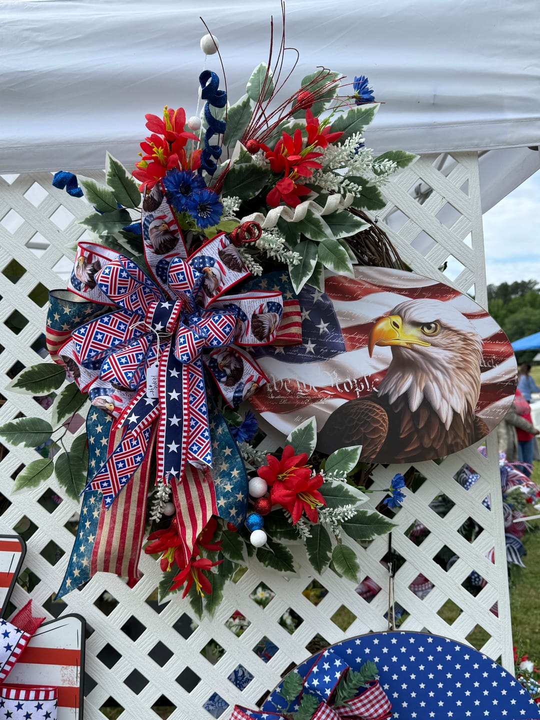 Customer photo review of 18" Round Grapevine Wreath - DECOE-038