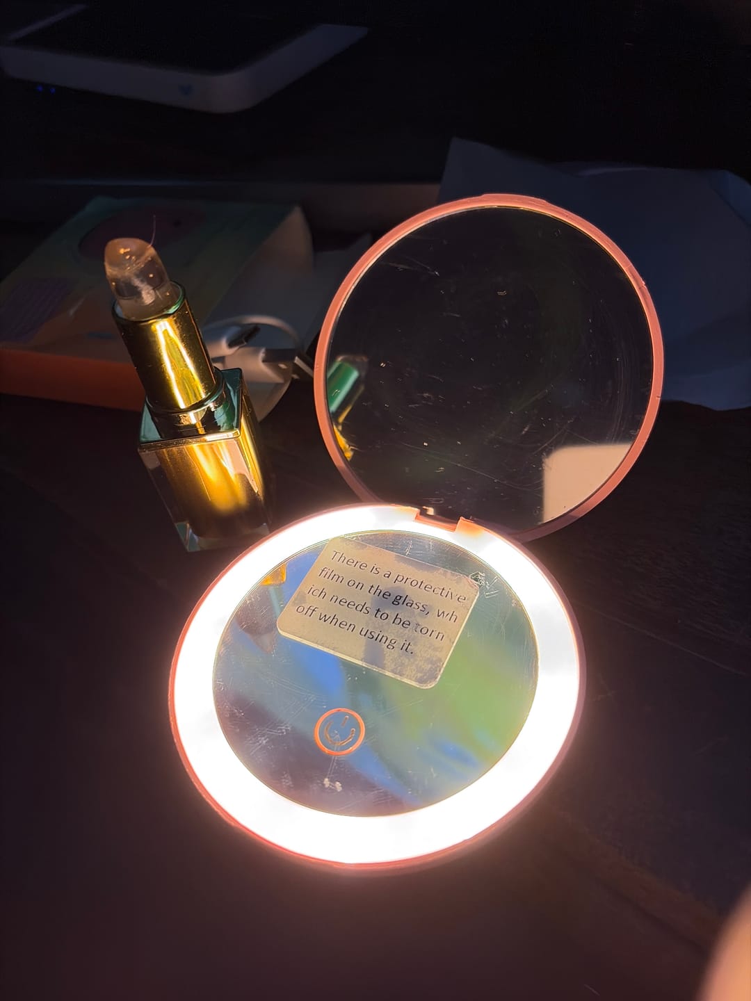 Customer photo review of Espejo Pórtatil Luz Led