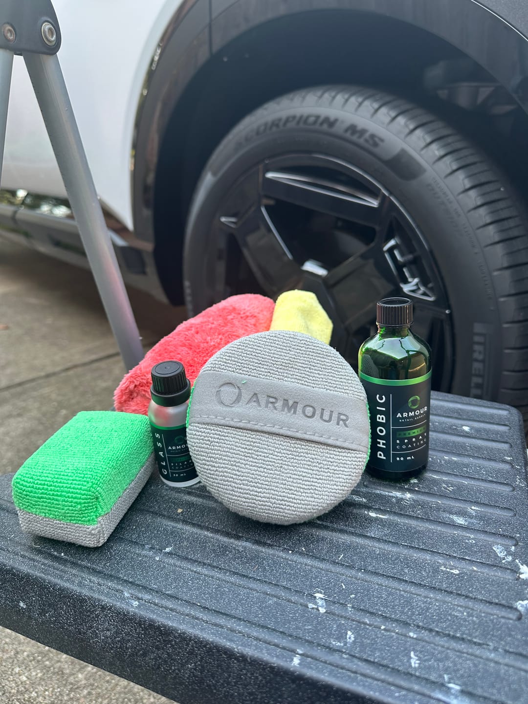 Customer photo review of Armour BLOCK Mini Coating Applicator (6 Pack)