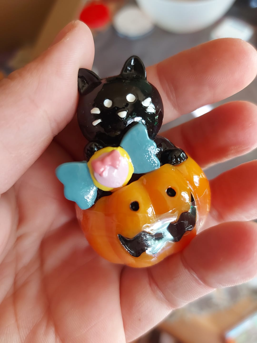 Customer photo review of Spooky Lippenbalsam Kürbis mit schwarzer Katze