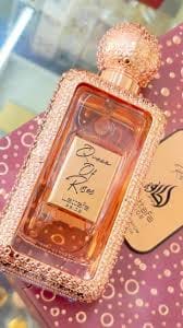 Customer photo review of PERFUME QUEEN OF ROSES LATTAFA PRIDE - 100ML