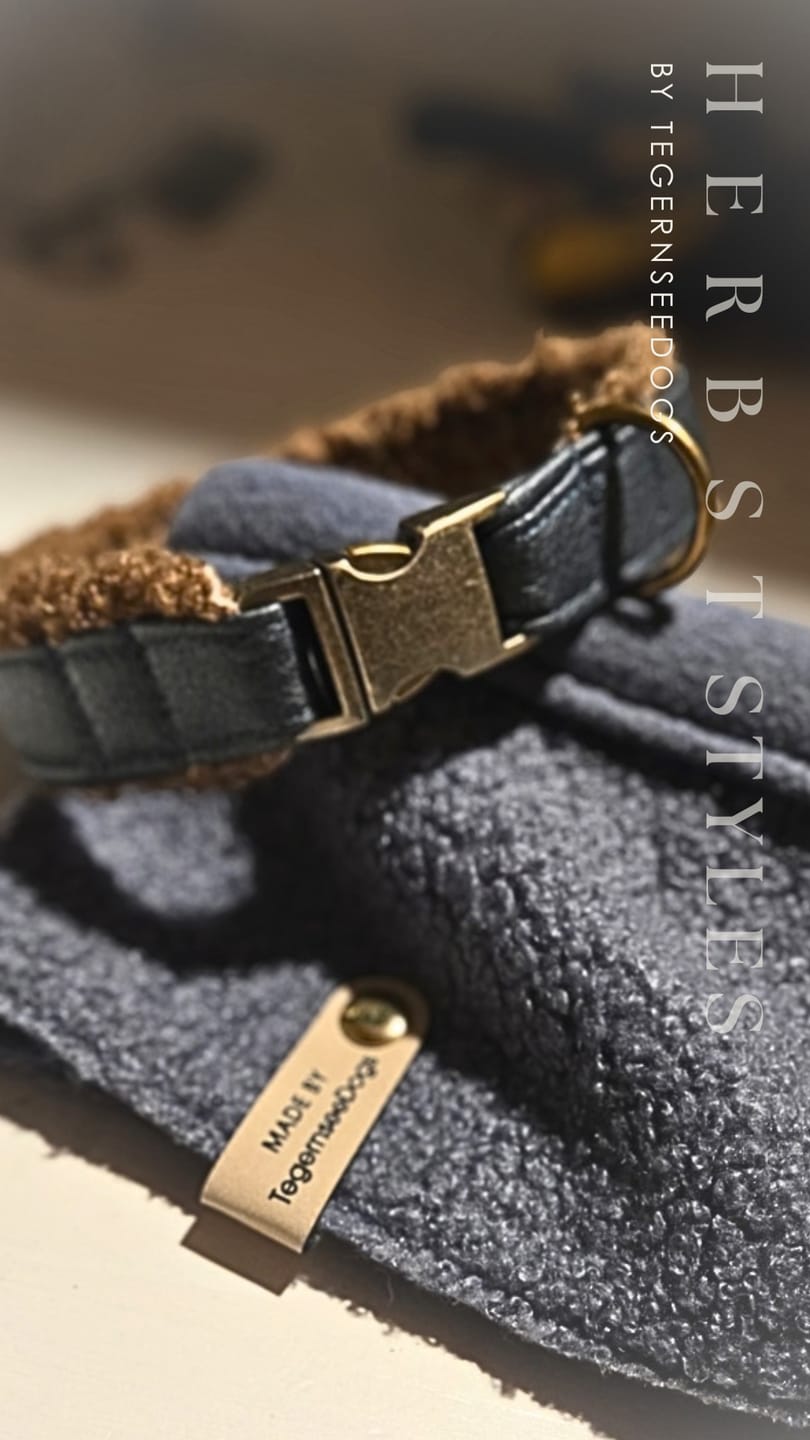 Customer photo review of Personalisierte Labels mit Chicago Screws - Kunstleder-Label mit Schrauben