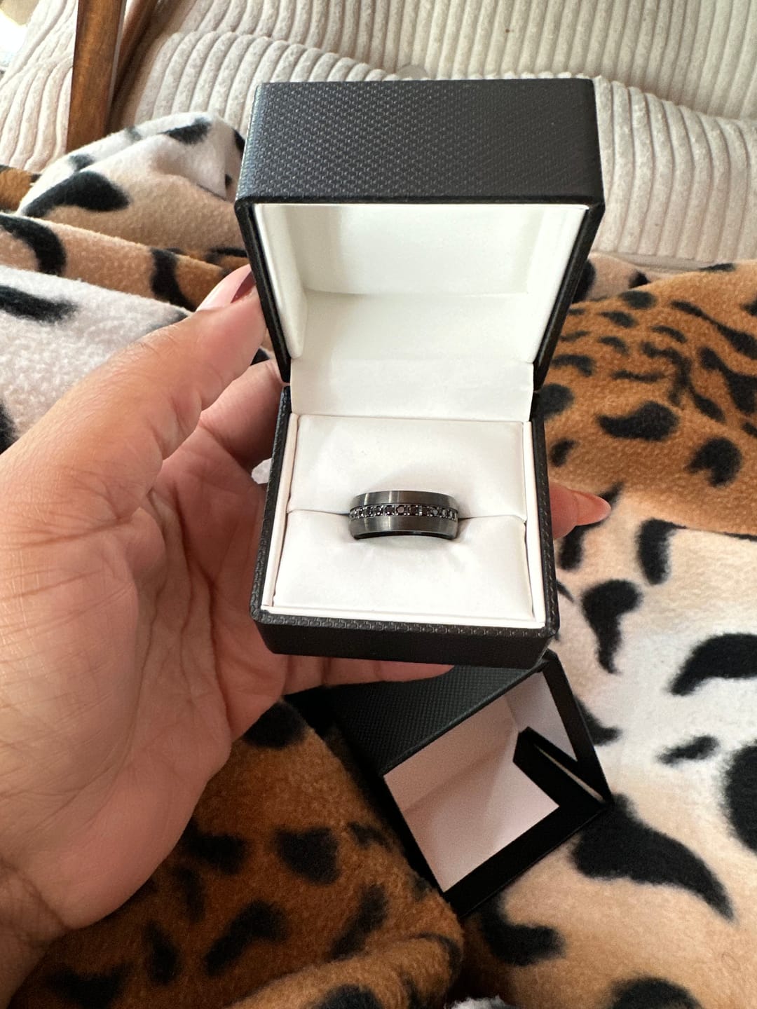 Customer photo review of 8mm Gun Metal Tungsten Carbide Wedding Band with Black Sapphires