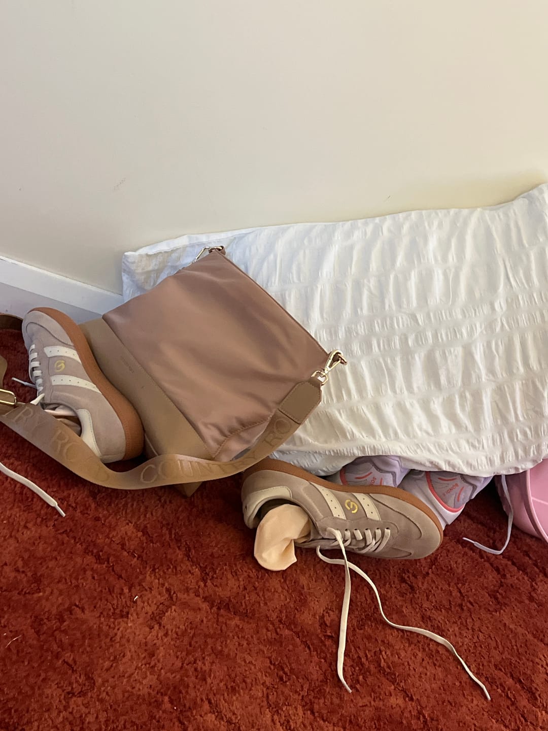 Customer photo review of 3 Pack Invisible Socks