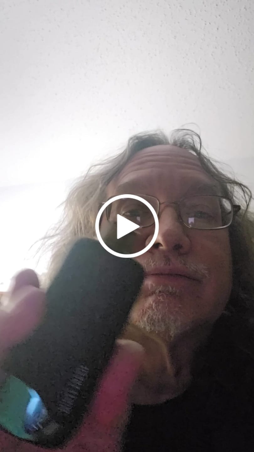 Customer video review of Minty Fresh CBD Vape