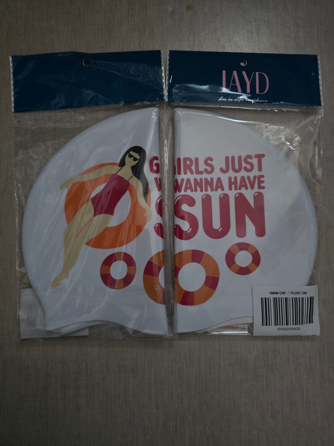 Customer photo review of JAYD Swim Cap - Float On