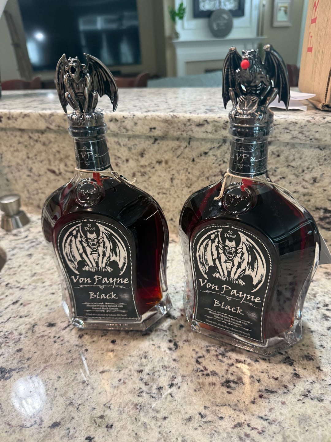 Customer photo review of Von Payne Black