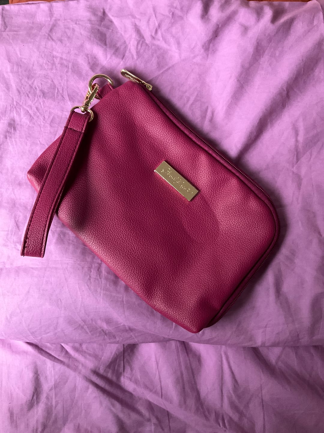 Customer photo review of Tech & Life Organiser Pouch - Berry