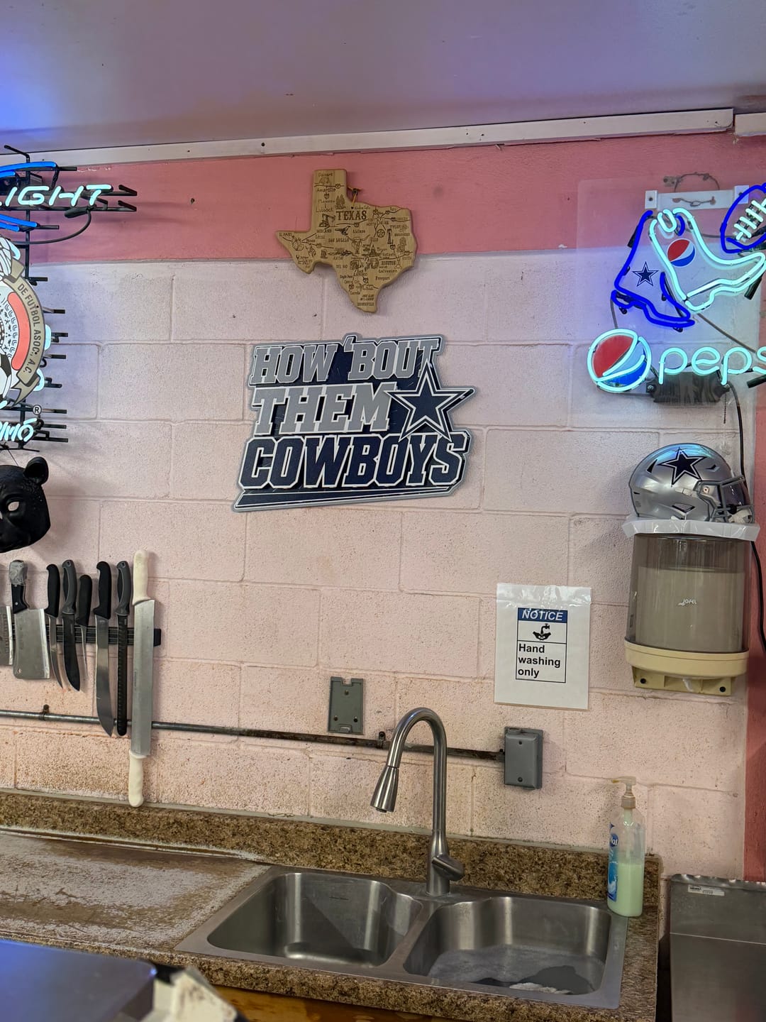 Customer photo review of Dallas Cowboys - Hex Head EXCLUSIVE "How 'Bout Them Cowboys" Wordmark 3D Metal Wall Art