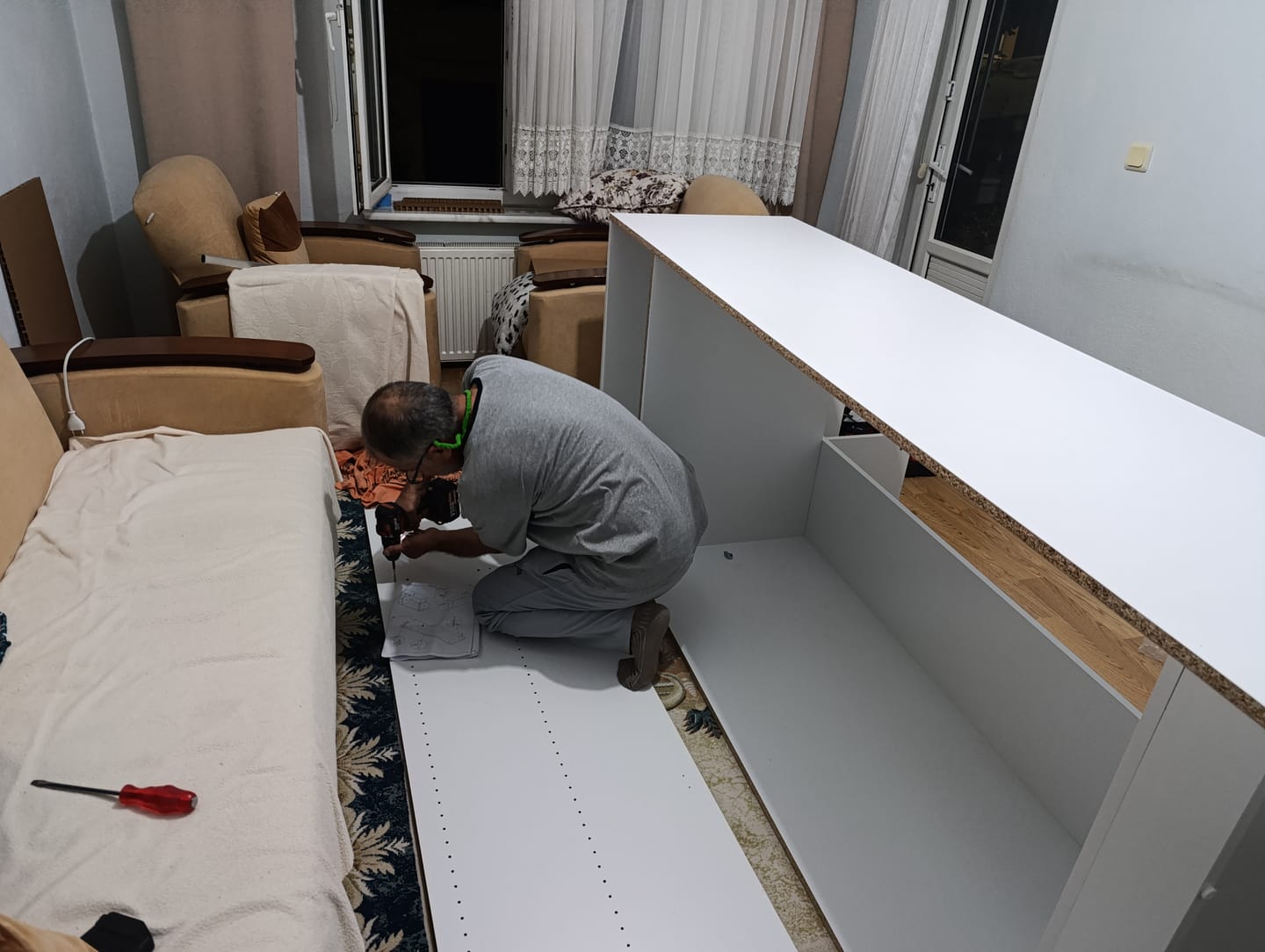 Customer photo review of Rani BA140 Köşe Modül Gardırop Tek Kapaklı 6 Raflı Askılı Elbise Dolabı Beyaz