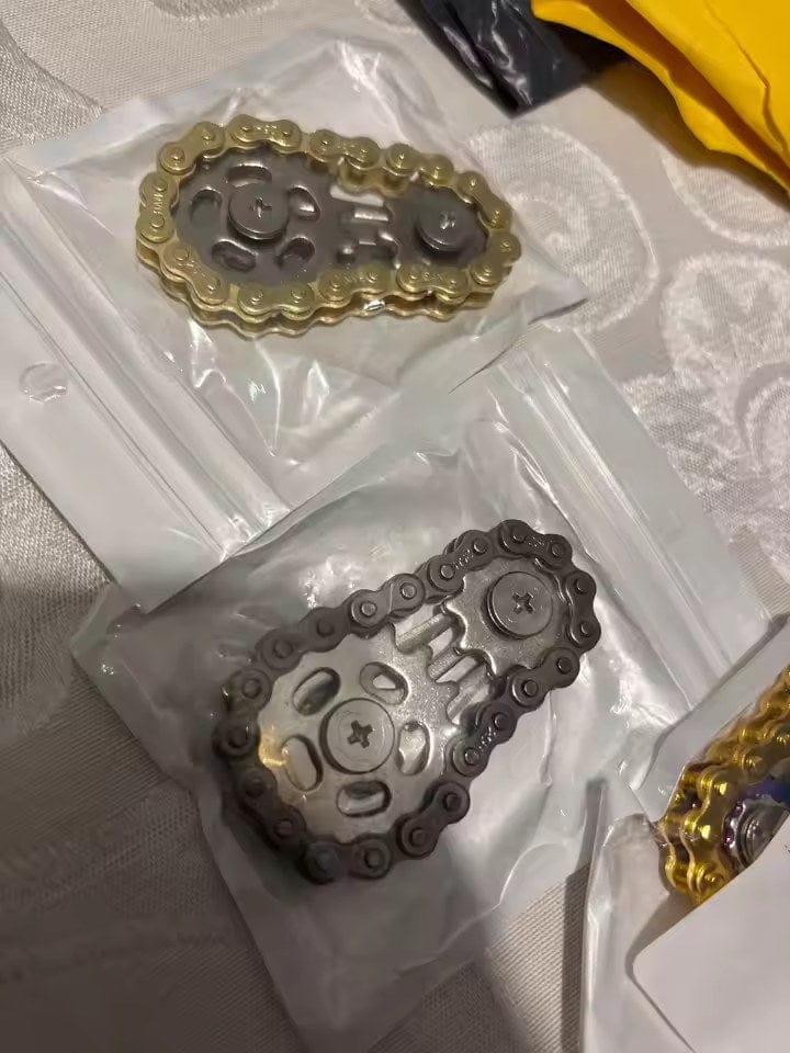 Customer photo review of Fahrradketten Finger Spinner Zappelspielzeug | Leise Fokushilfe Kinder Zahnrad Design