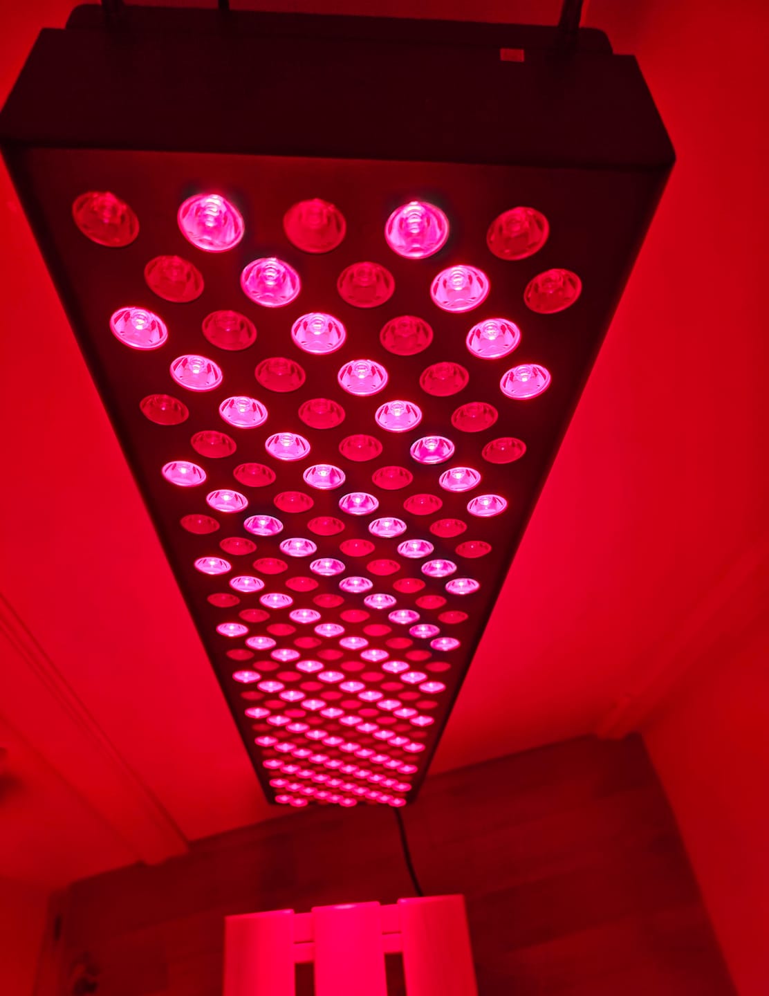Customer photo review of Koanna® Luma1000™ – Powerful, Mid-Size Red Light Therapy Panel