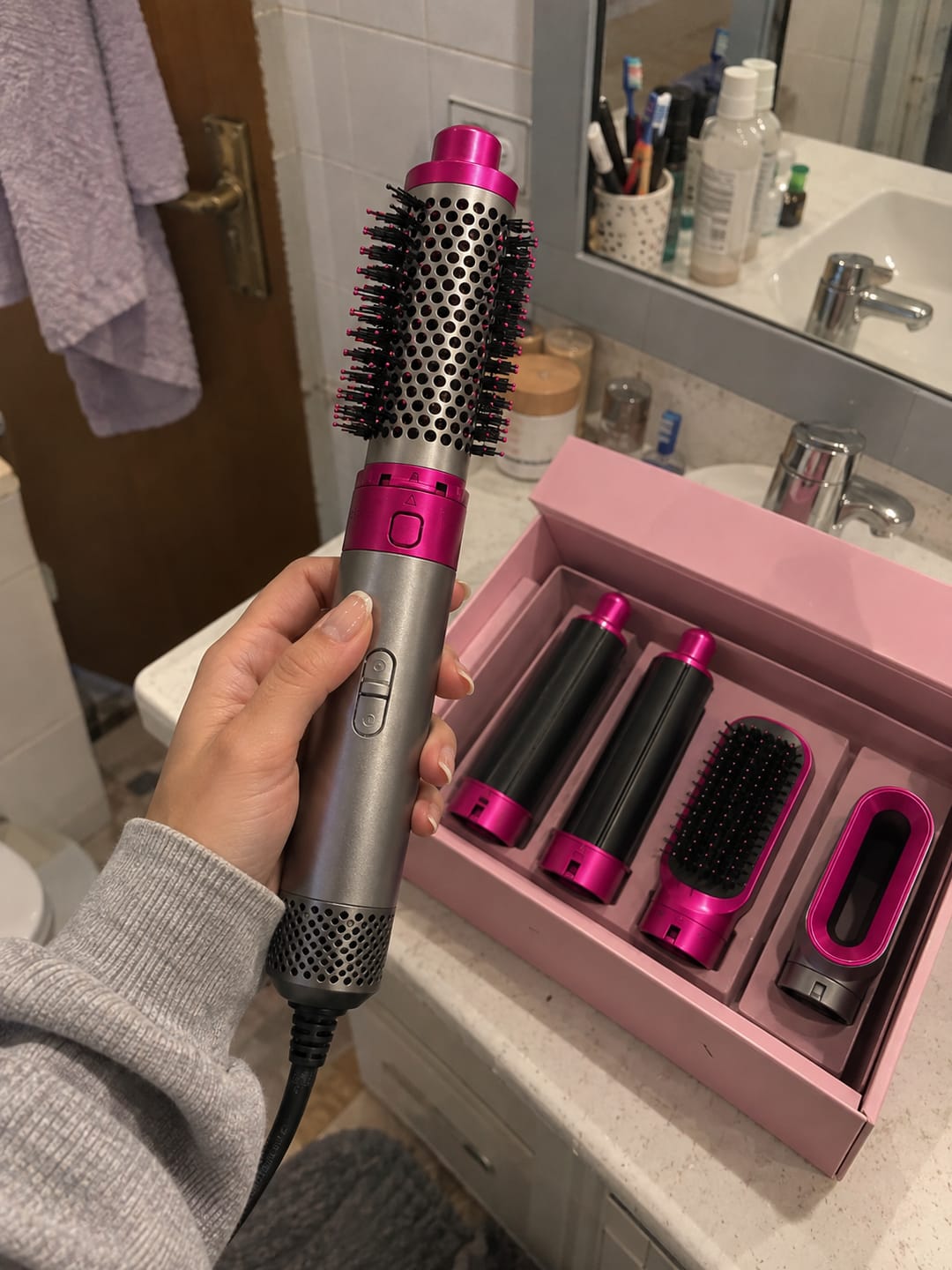 Customer photo review of IoniqHair MultiStyler V5