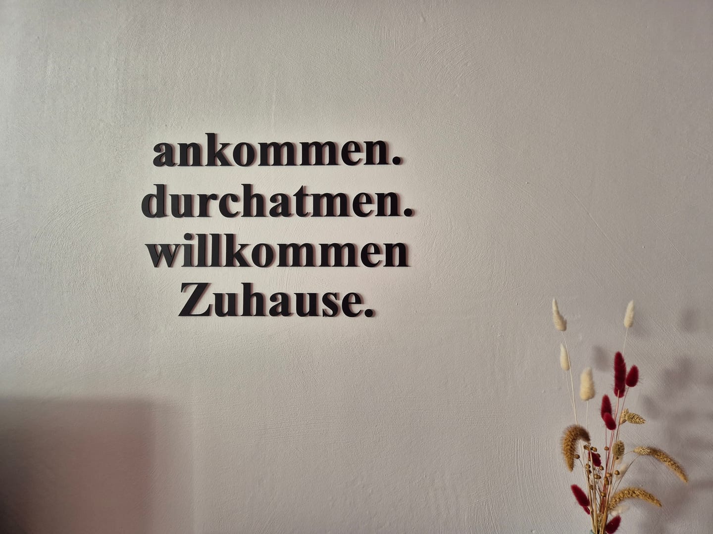Customer photo review of 3D Logo aus Acrylglas & Holz | Individuelle Wandwerbung & Firmenschilder