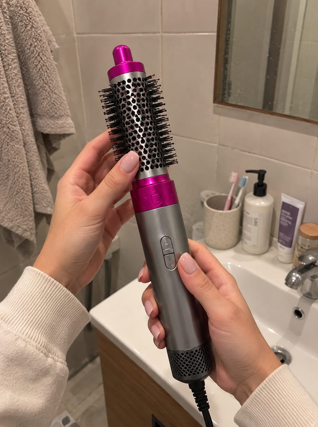 Customer photo review of IoniqHair MultiStyler V5