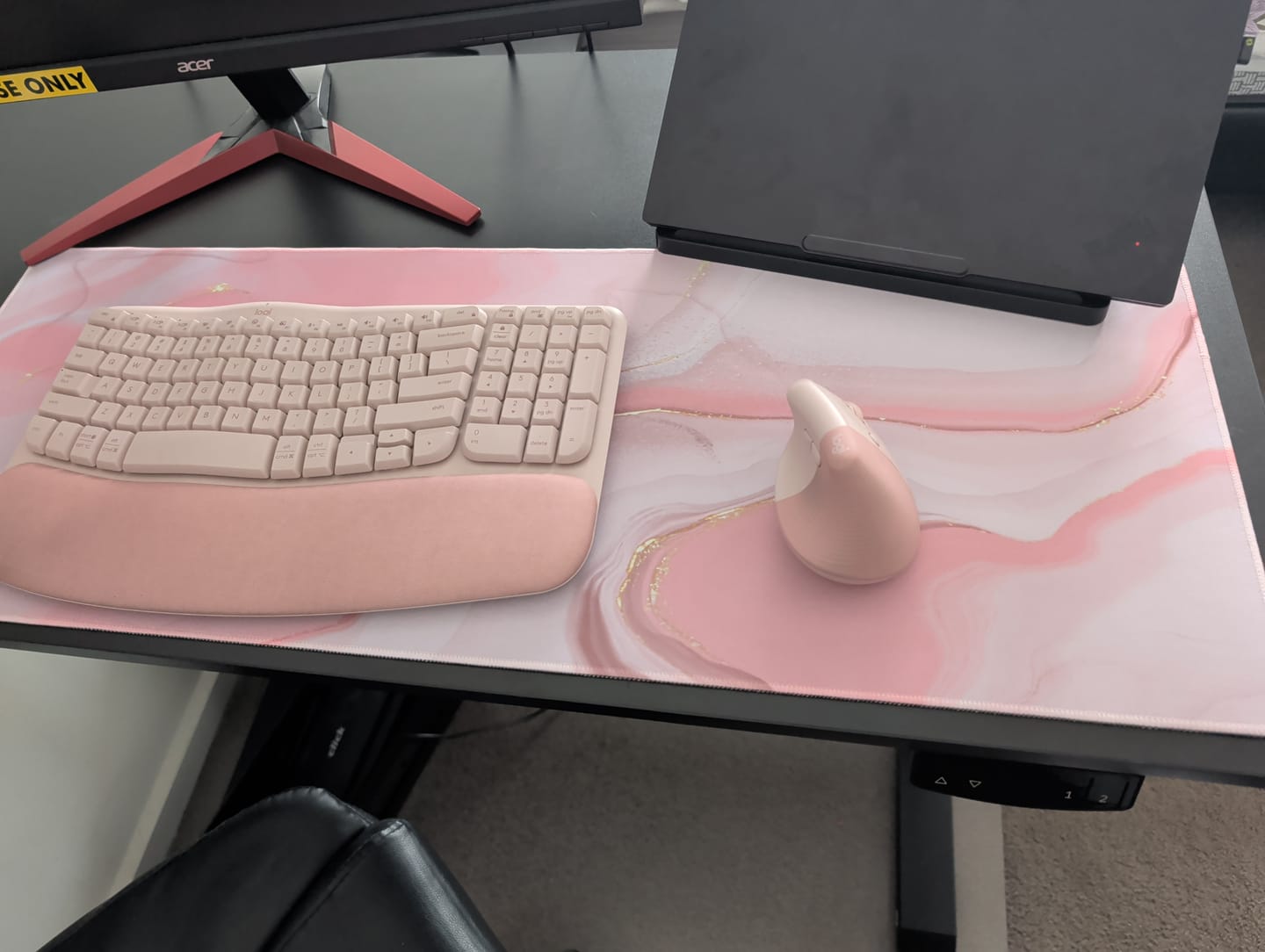 Customer photo review of Colourful Marble Keyboard and Mouse Mats