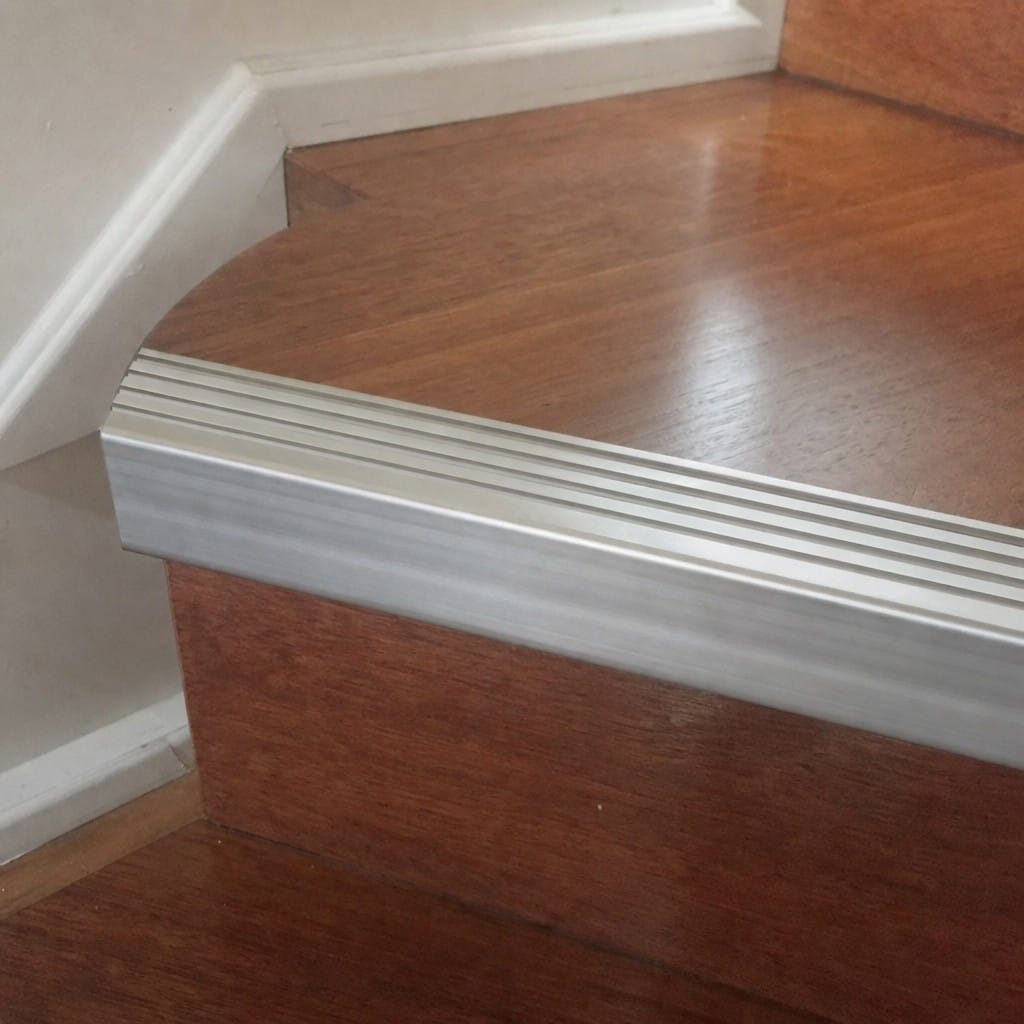 Customer photo review of Castellated Ramp Back Stair Nosing 3mm 71mm Tread Aluminium