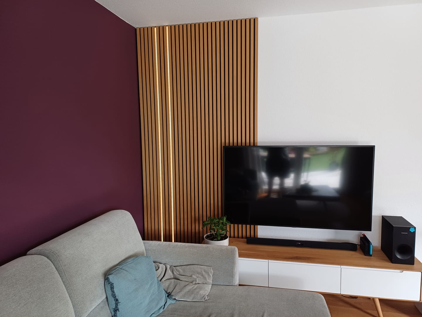 Customer photo review of Akustikpaneele Rustikale Eiche | XL 300 cm x 60 cm | Dreiseitig Echtholzfurnier