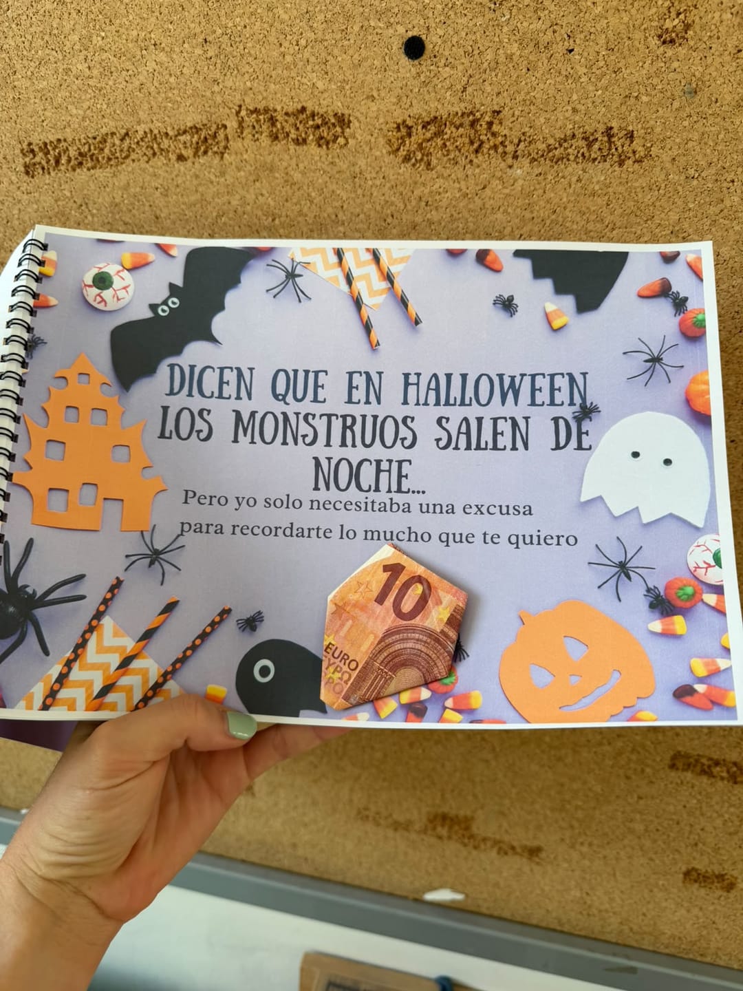 Customer photo review of Álbum Imprimible Halloween