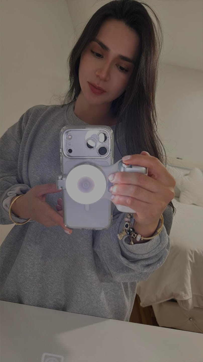 Customer photo review of SnapNest™ Magnetic Camera Grip — Turn Your Phone Into a Real Camera