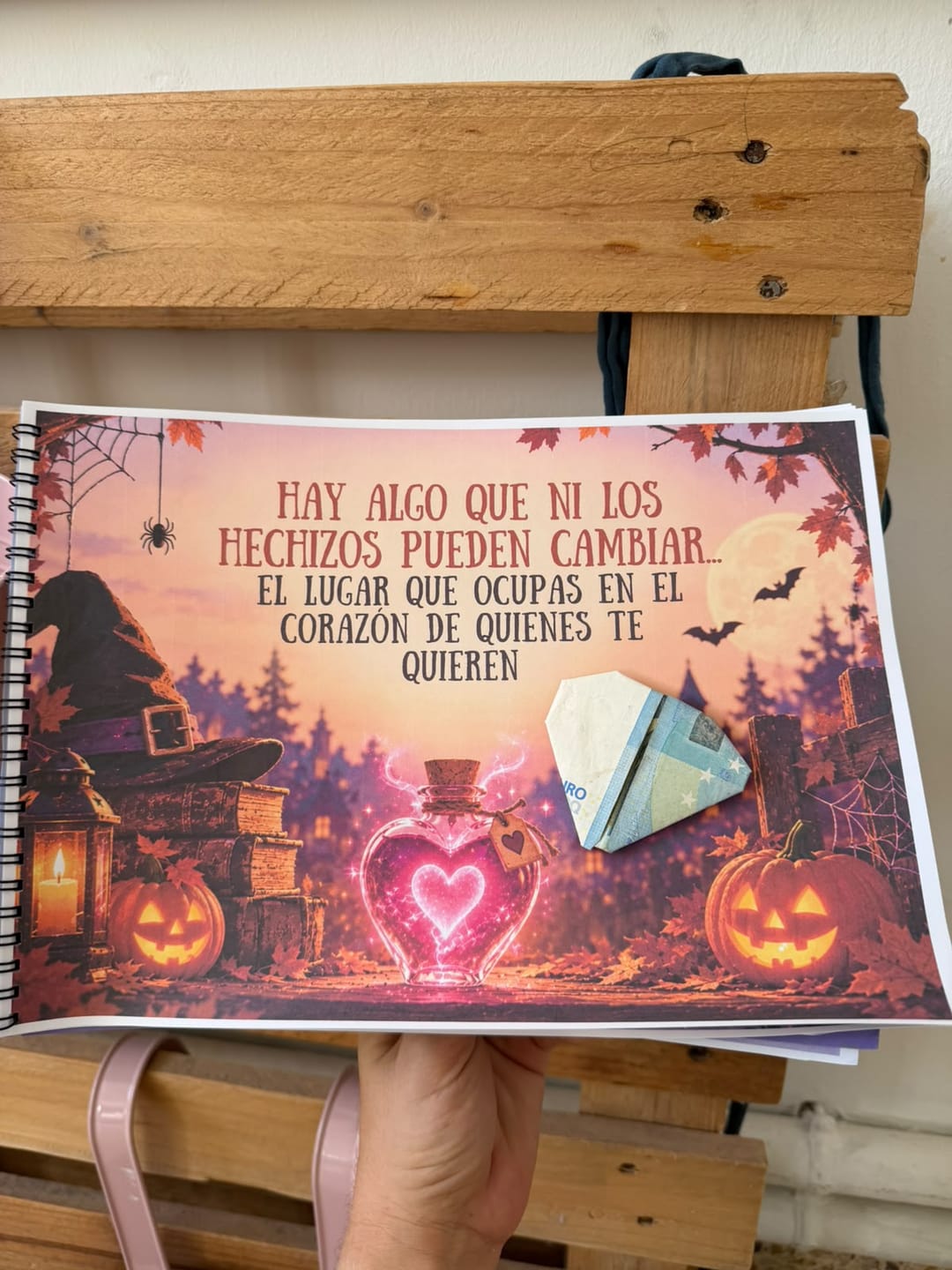 Customer photo review of Álbum Imprimible Halloween