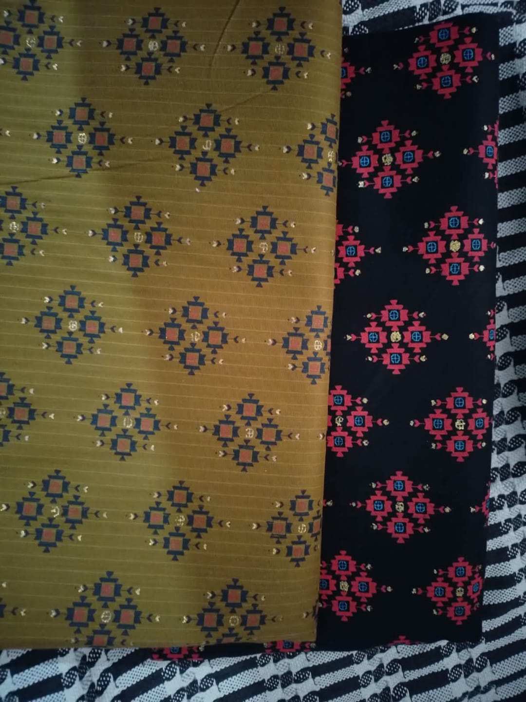 Customer photo review of Black Heritage — Printed Khaddar 2-Piece Unstitched Suit