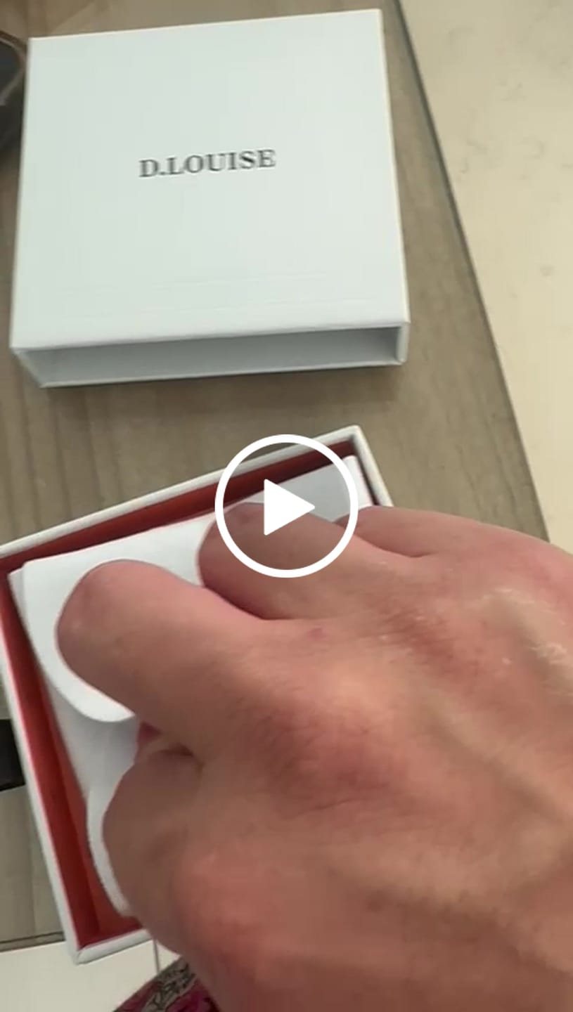 Customer video review of Engravable Spinning Necklace