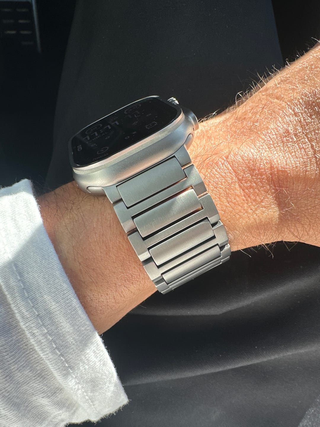 Customer photo review of arktisband Apple Watch Ultra Titanarmband „Maverick“