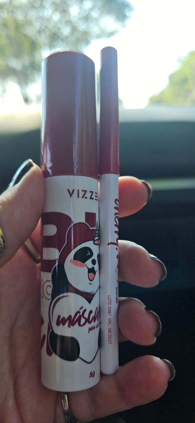 Customer photo review of Máscara para Cílios Big No Panda Cherry - Bordô