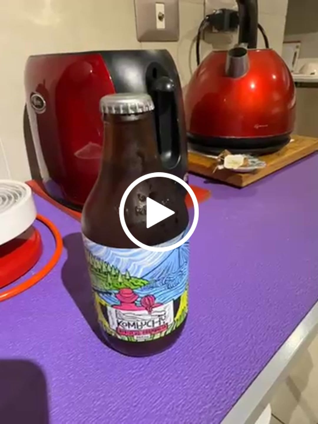 Customer video review of Kombuchu Hibiscus-Frambuesa (12x333cc)