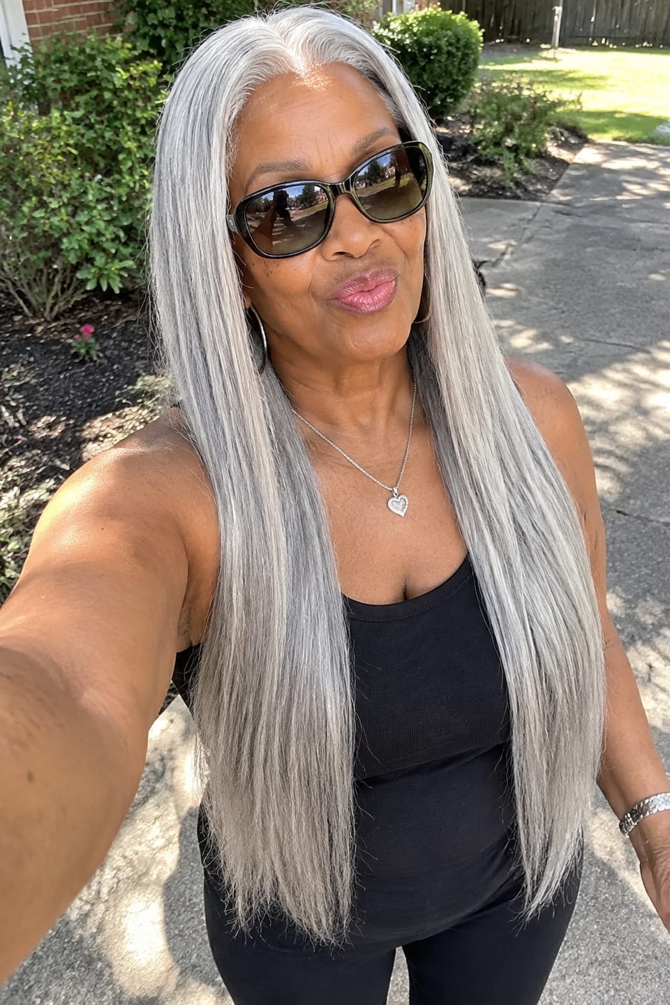 Customer photo review of Luvwin 13x4 Silky Salt & Pepper Long Straight Silver Wig 100% Human Hair