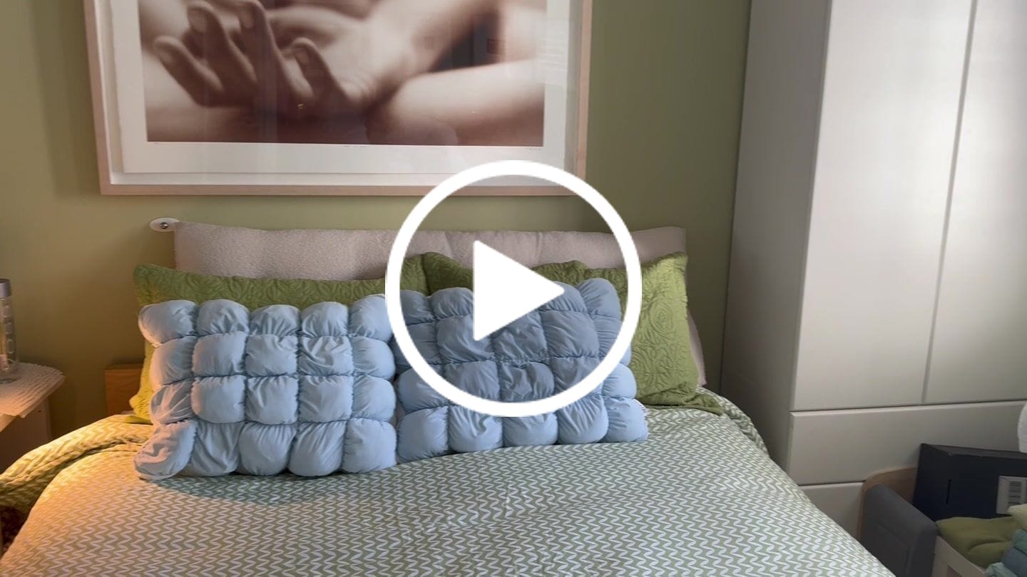 Customer video review of Puff Pillow