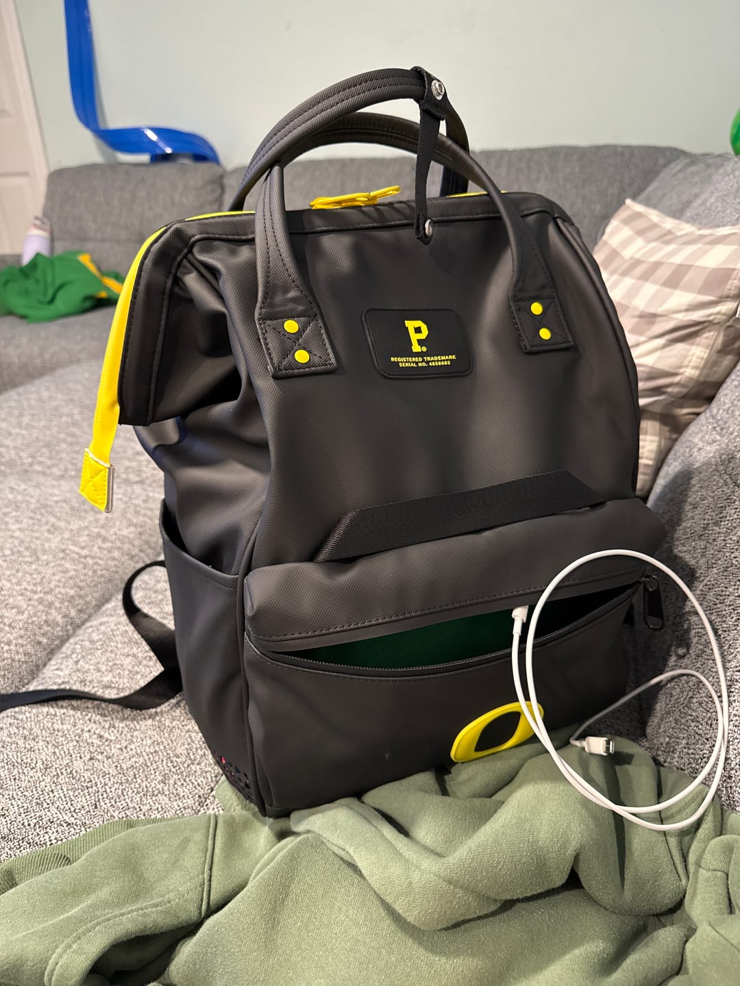 Customer photo review of Cascade Backpack - Standard - UO Ducks