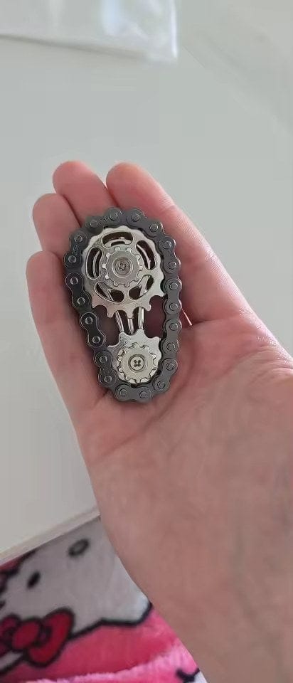 Customer photo review of Fahrradketten Finger Spinner Zappelspielzeug | Leise Fokushilfe Kinder Zahnrad Design