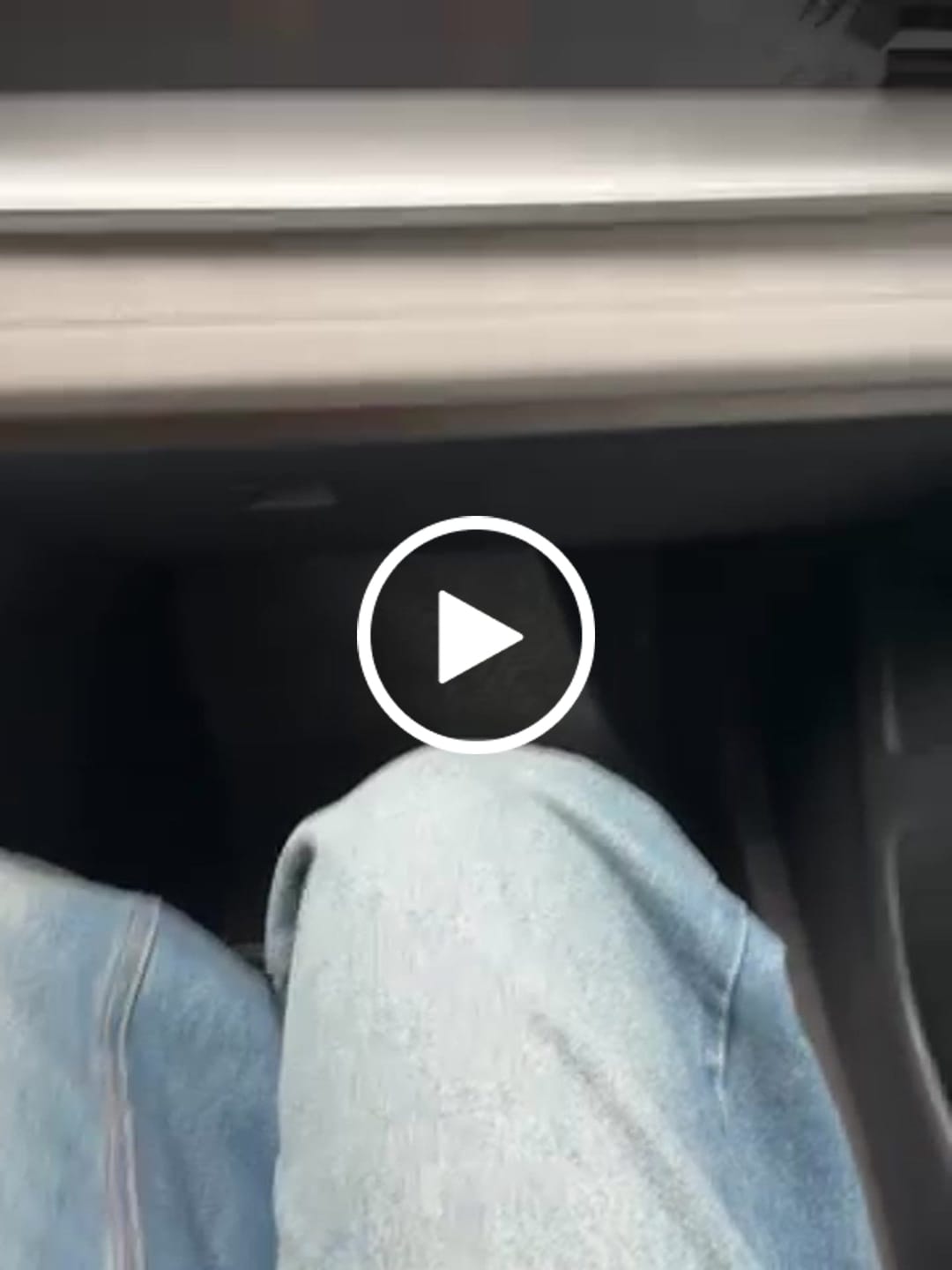 Customer video review of GoSip Blue Raspberry