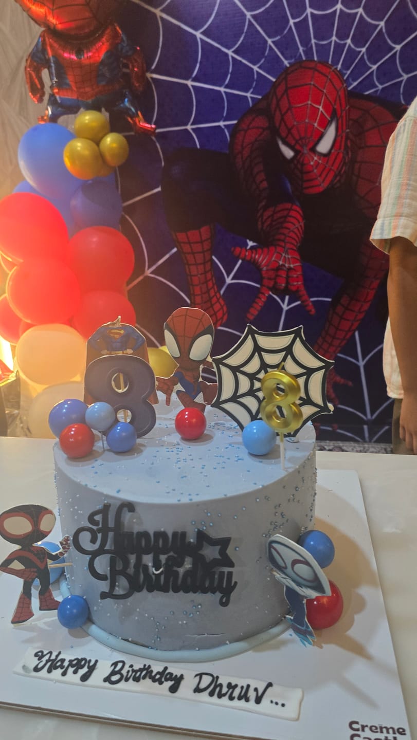 Customer photo review of Spiderman Kids Cake