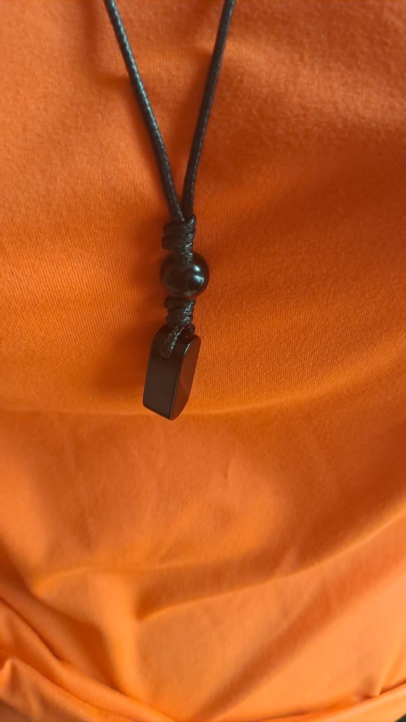 Customer photo review of Obsidian Halskette - Naturkette