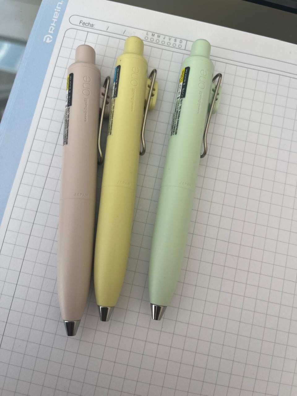Customer photo review of Uni-ball One P - Bolígrafo Tinta Gel de Colores 0,38 mm