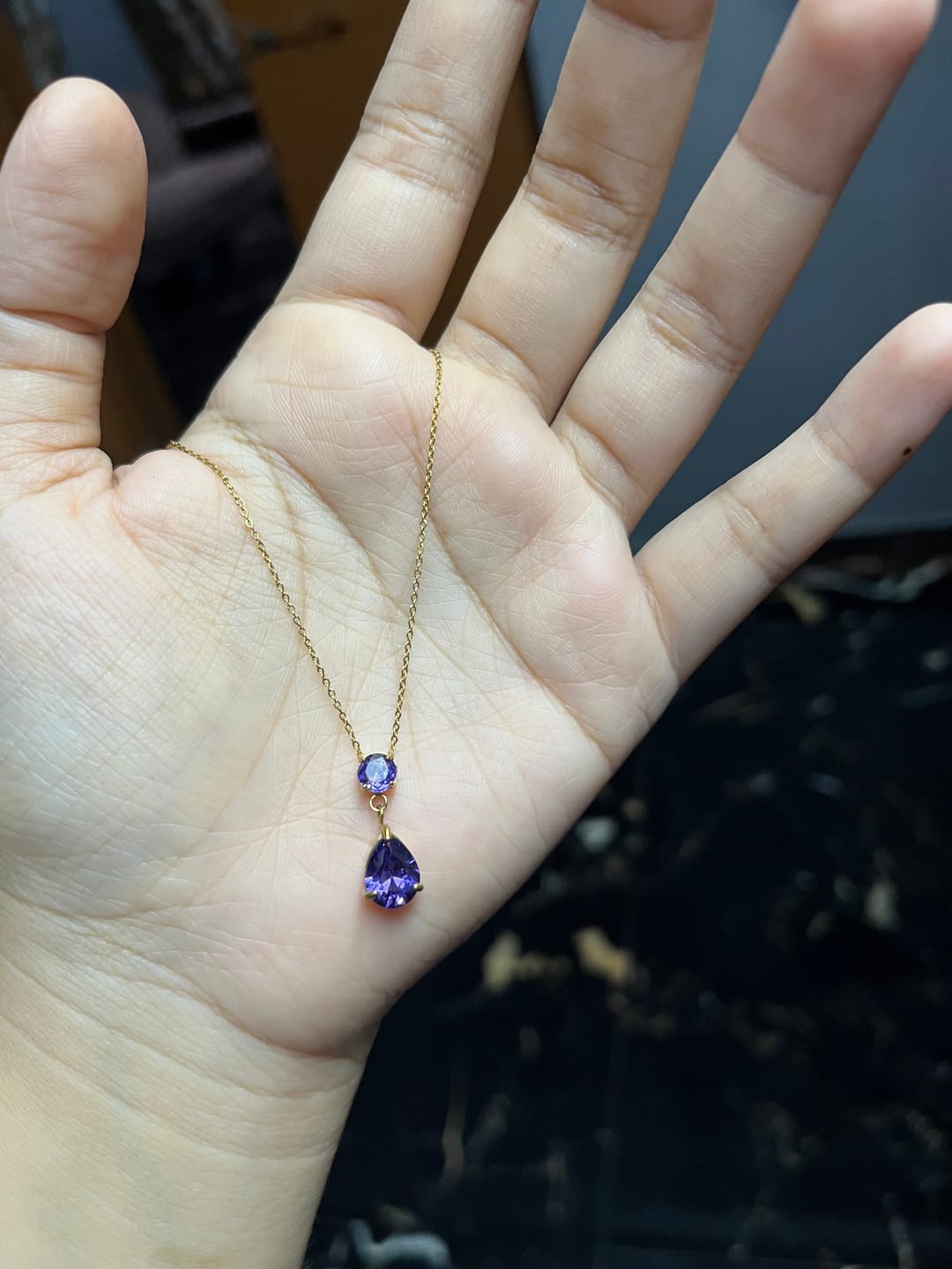 Customer photo review of Iris Drop