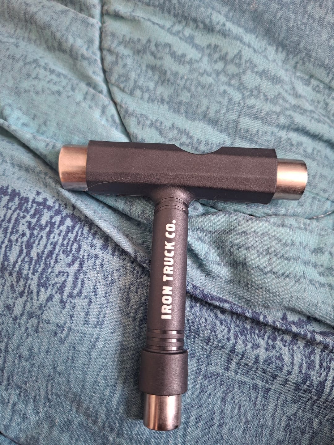 Customer photo review of Iron Truck - Herramienta Llave T Black