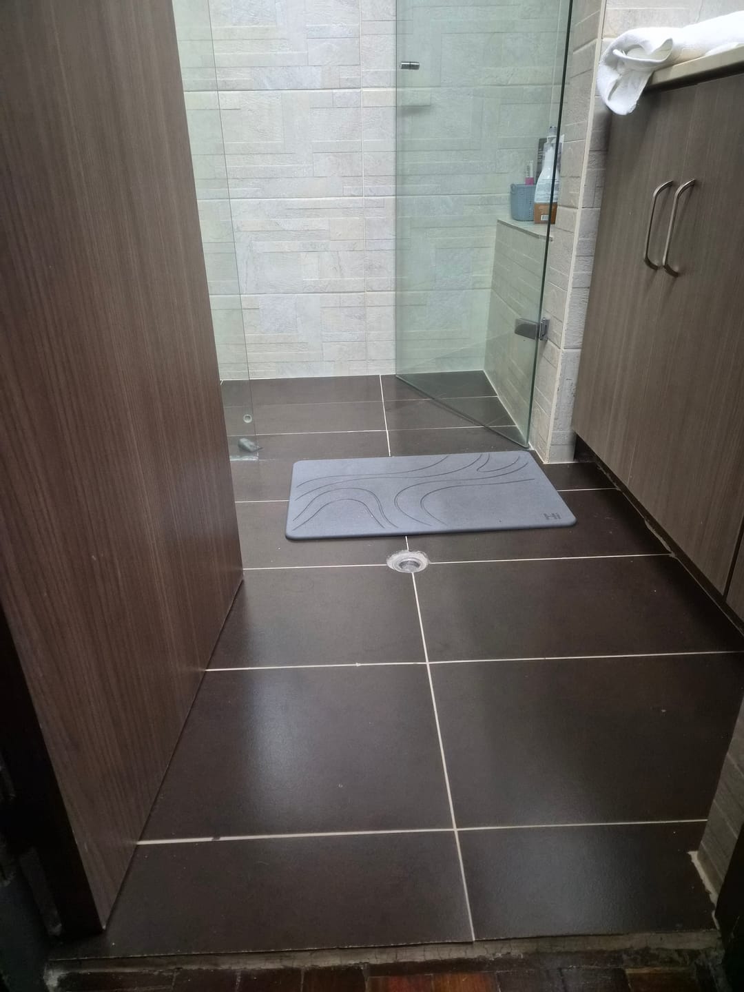Customer photo review of Tapete Absorbente Salida de Baño