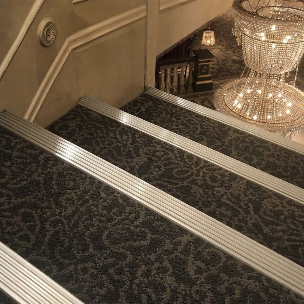 Customer photo review of Castellated Aluminium Stair Nosing 3mm 71mm Tread