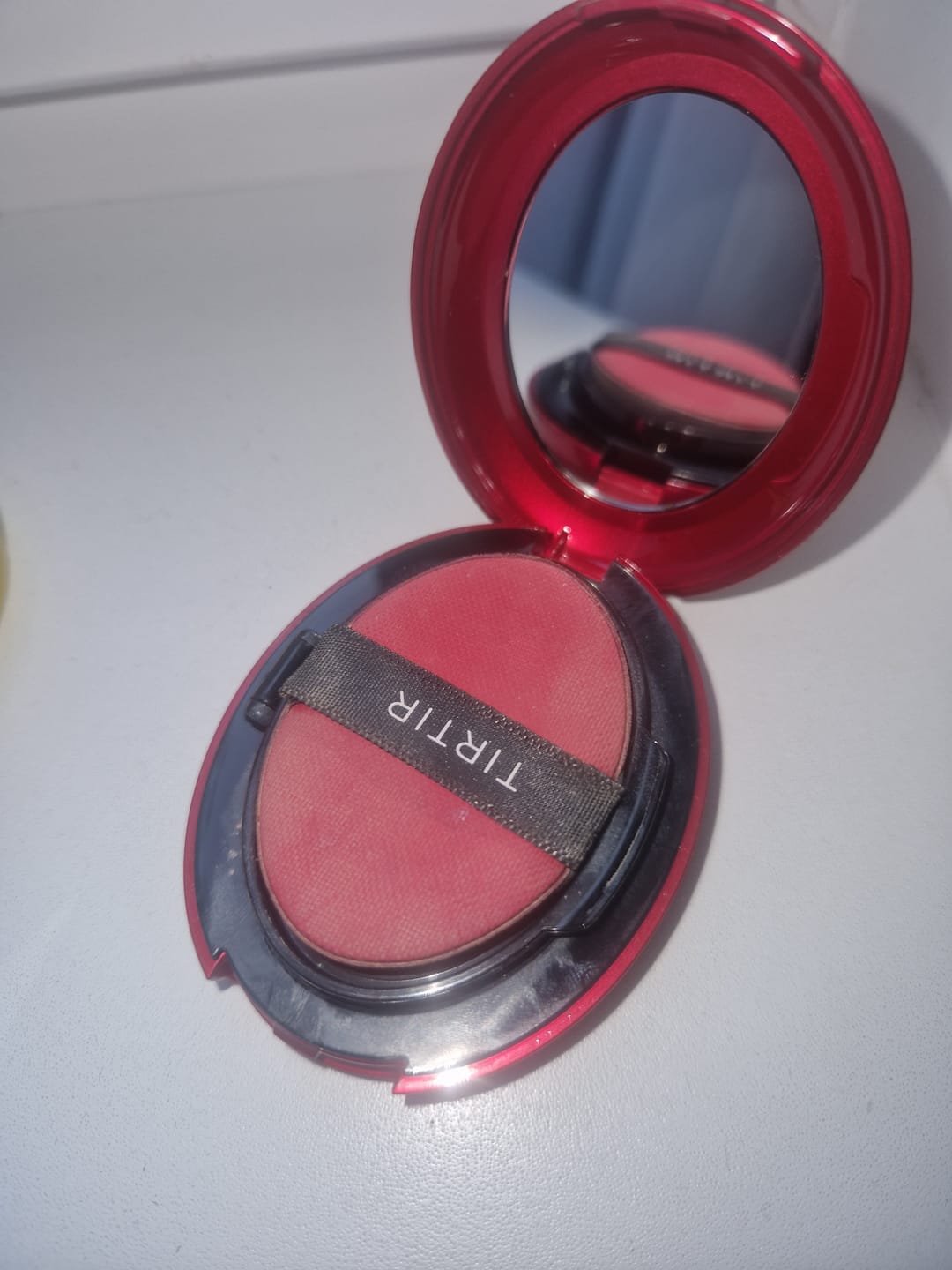 Customer photo review of Noturīgs kušons ar daļēji matētu noslēguma akcentu TIRTIR Mask Fit Red Cushion SPF40 PA++