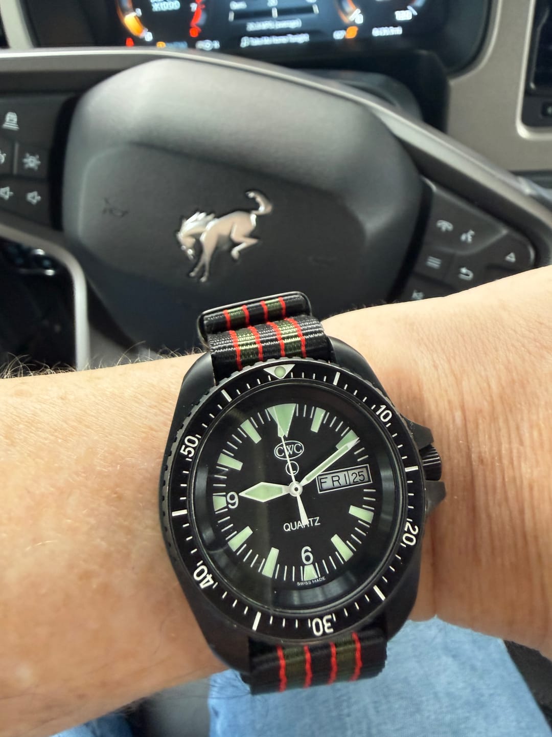 Customer photo review of AlphaPremier - Vintage Bond