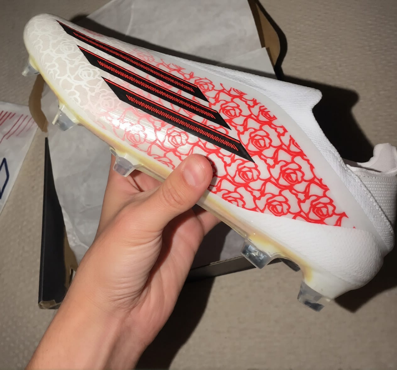 Customer photo review of F50 Elite x Lamine Yamal Laceless FG 'Heartbreaker'