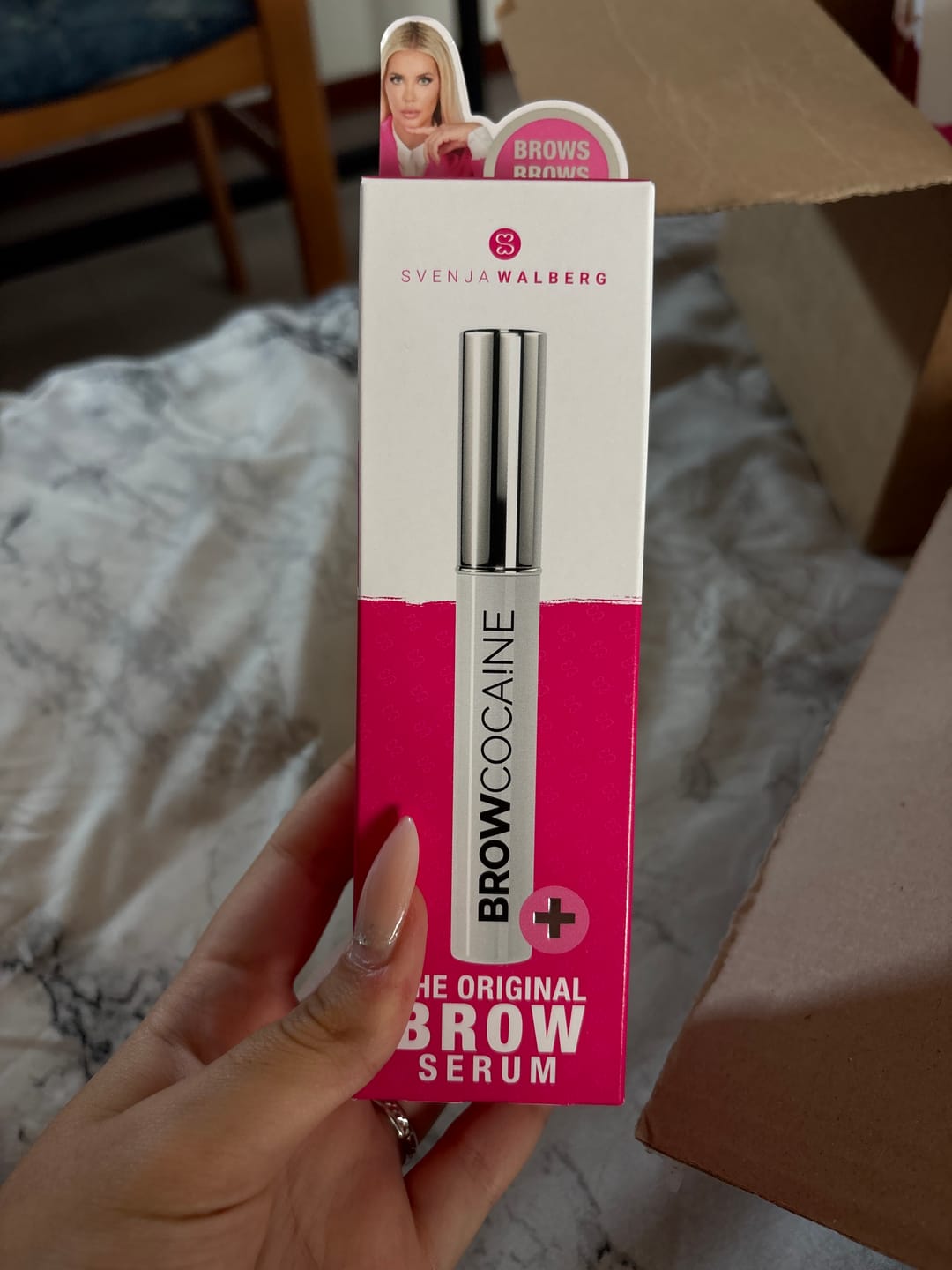 Customer photo review of BROWCOCA!NE - Augenbrauenserum